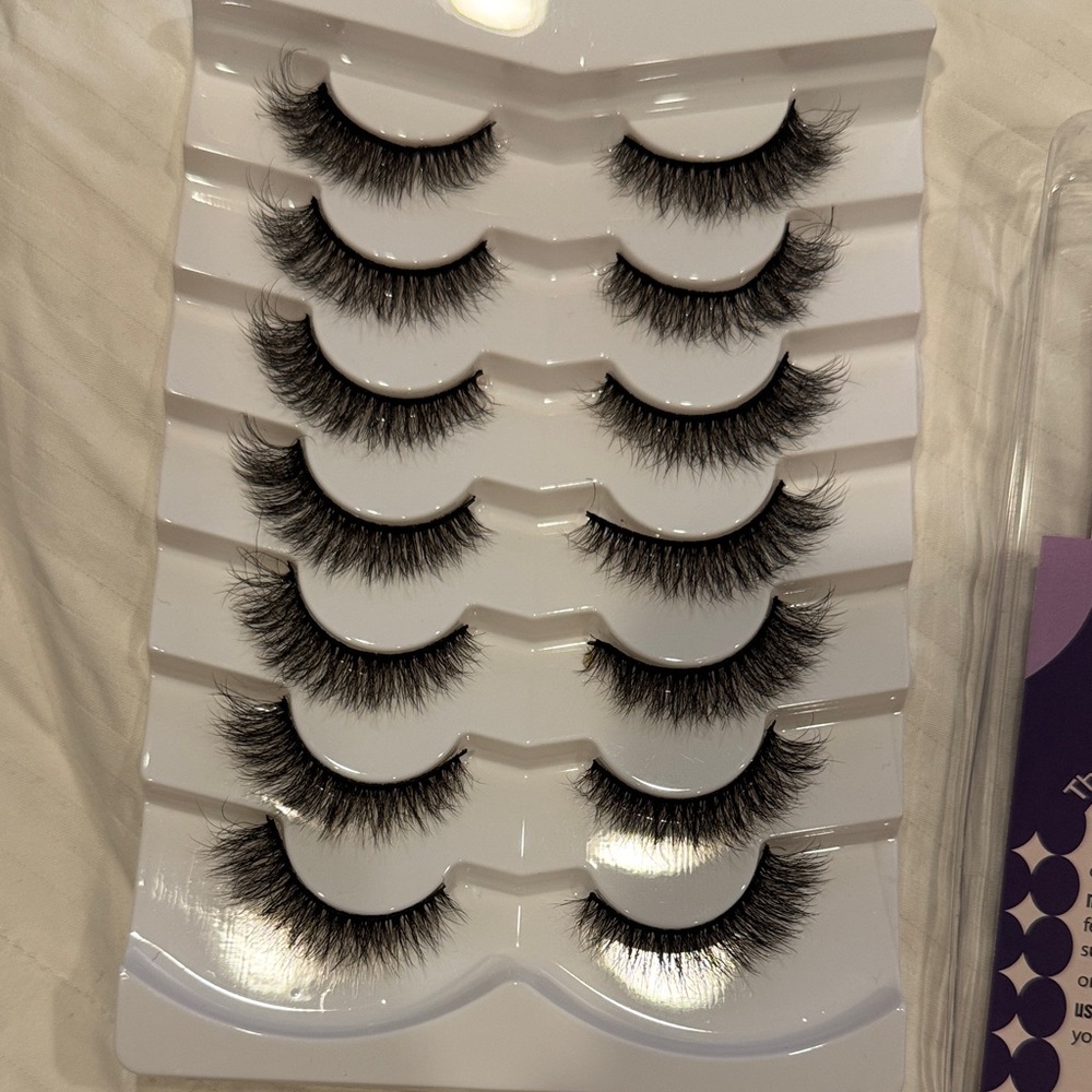 Dramatic Black False Eyelashes Set
